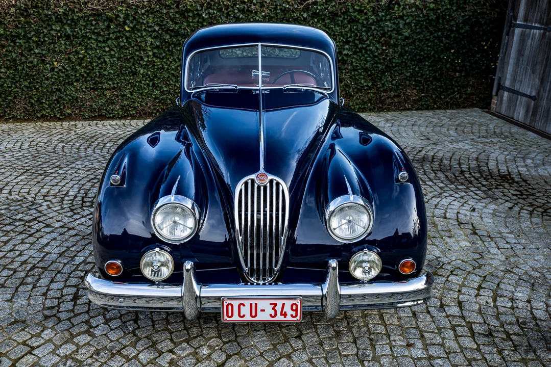 1956 Jaguar XK140 - Image 2 of 31