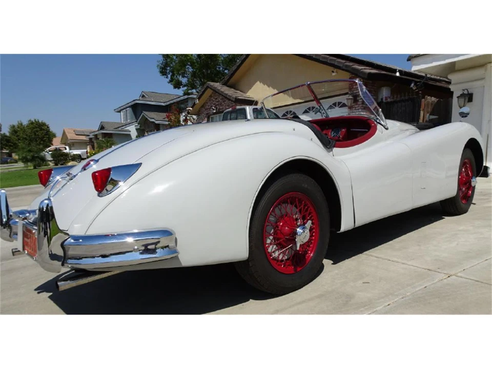 1956 Jaguar XK140 - Image 6 of 31