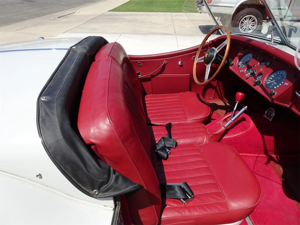 1956 Jaguar XK140 - Image 12 of 31