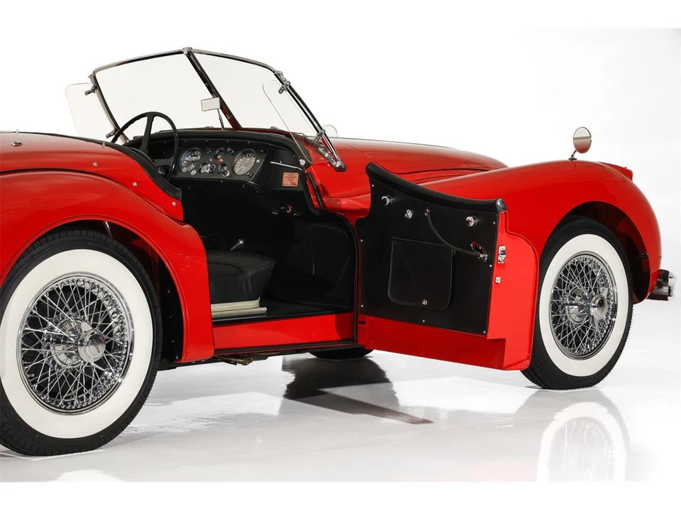 1956 Jaguar XK140 - Image 5 of 31