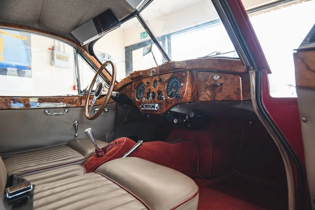 1956 Jaguar XK150 - Image 23 of 30