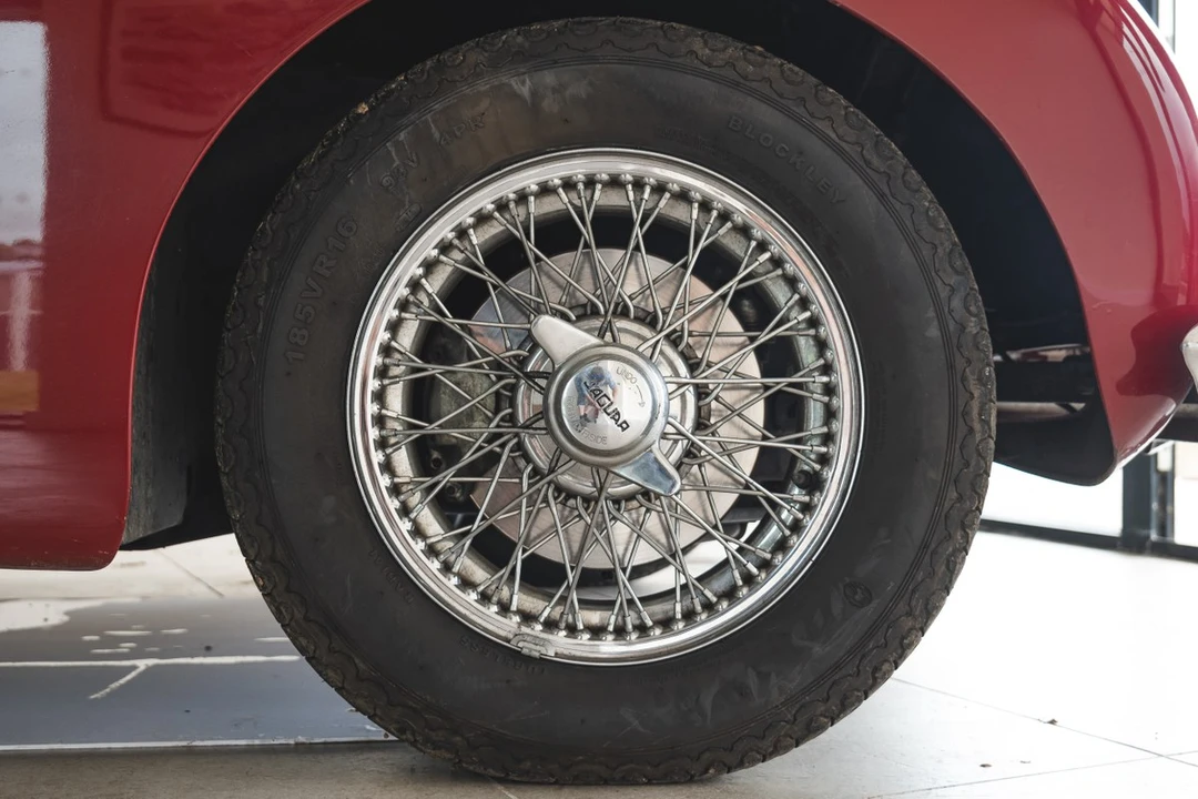 1956 Jaguar XK150 - Image 14 of 30