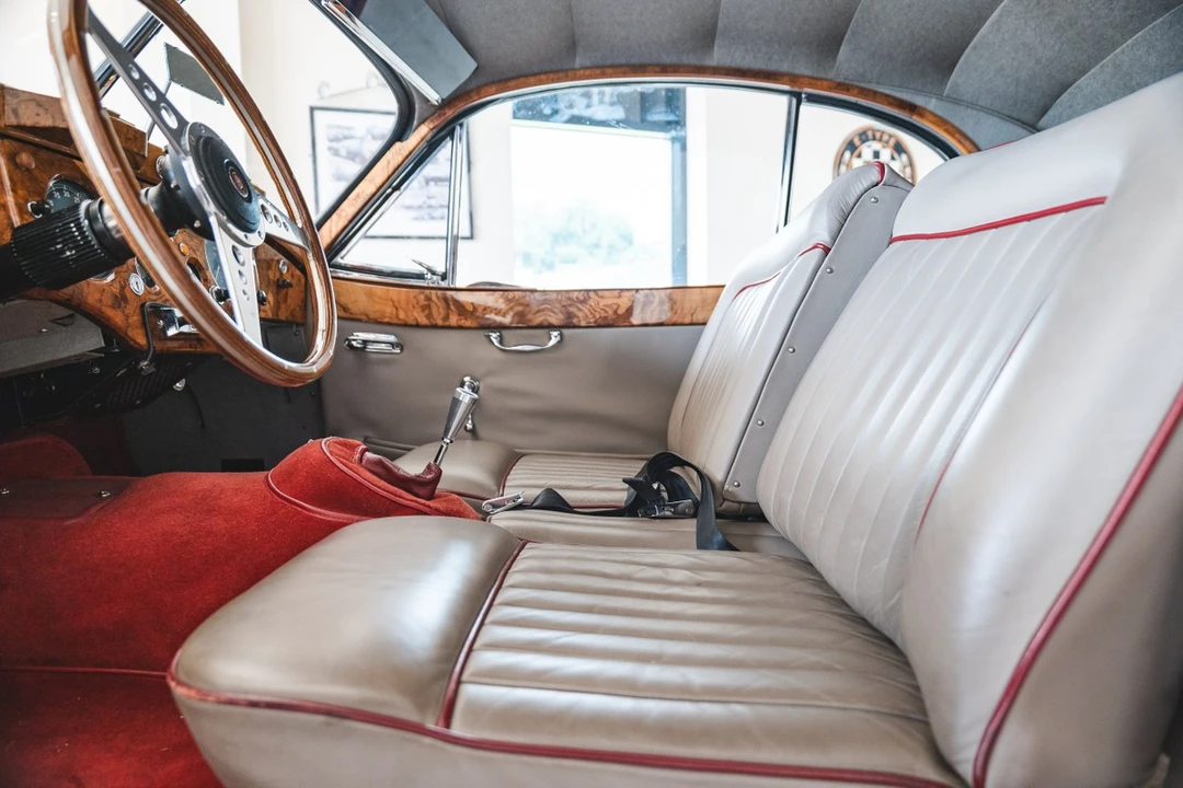 1956 Jaguar XK150 - Image 17 of 30