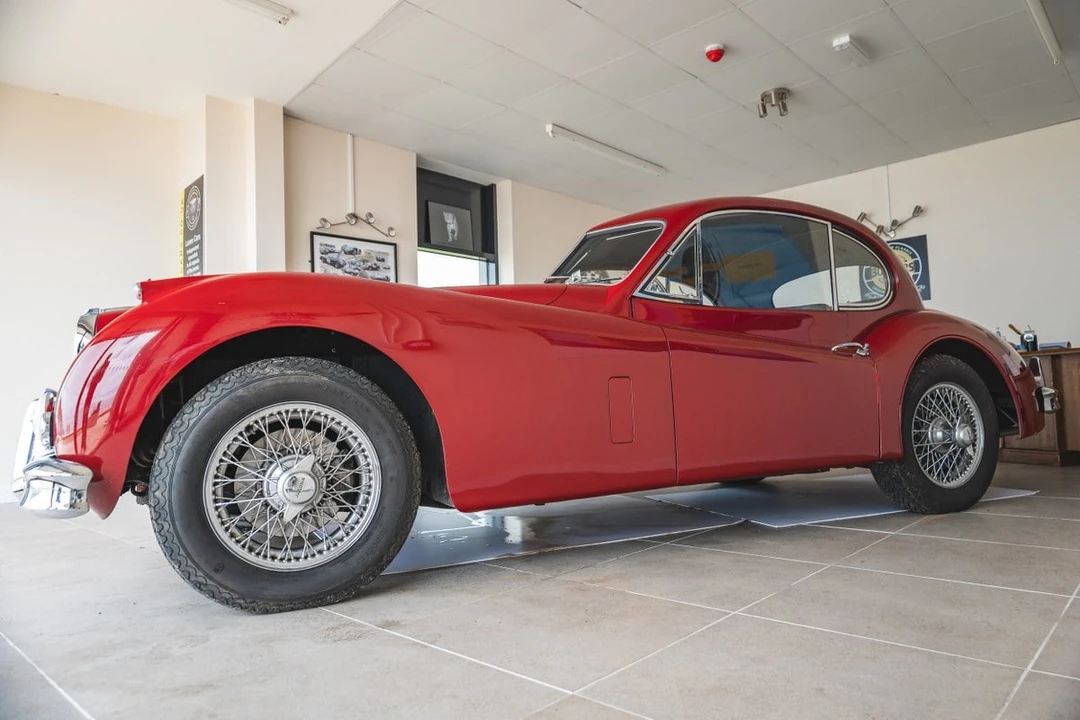 1956 Jaguar XK150 - Image 4 of 30