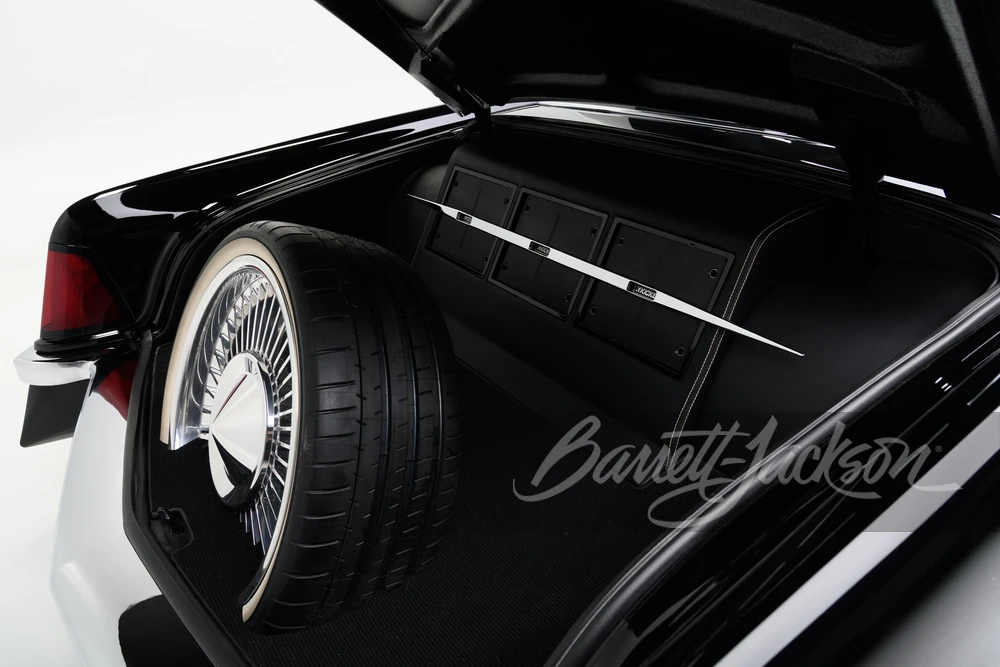 1956 Lincoln Continental Mark II - Image 6 of 31