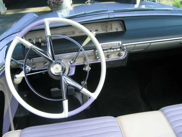 1956 Lincoln Premiere - Image 4 of 6