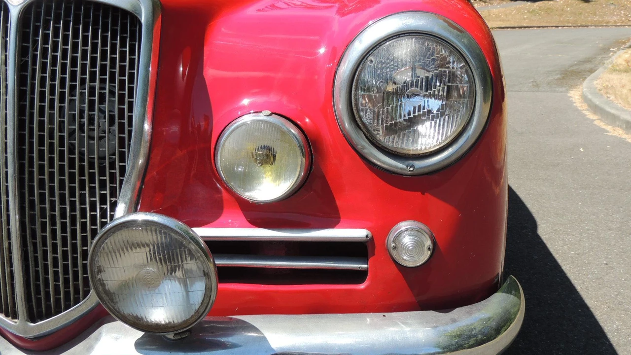 1956 Lancia Aurelia - Image 28 of 31