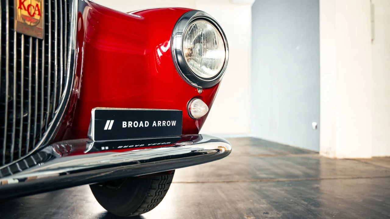 1956 Lancia Aurelia - Image 27 of 31