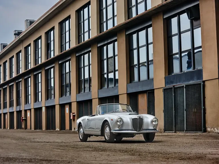 1956 Lancia Aurelia - Image 2 of 31