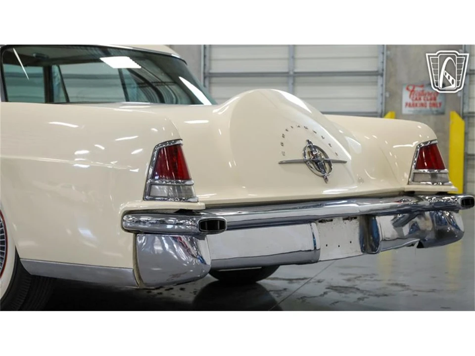 1956 Lincoln Continental - Image 7 of 31