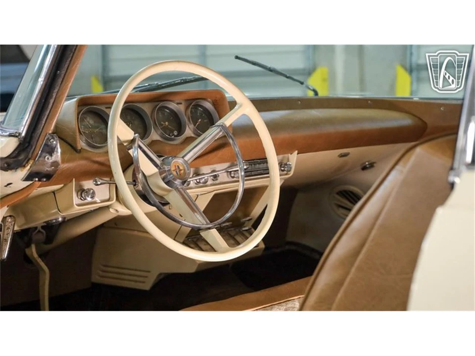 1956 Lincoln Continental - Image 13 of 31