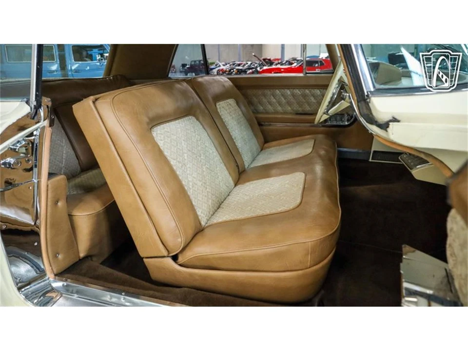 1956 Lincoln Continental - Image 19 of 31