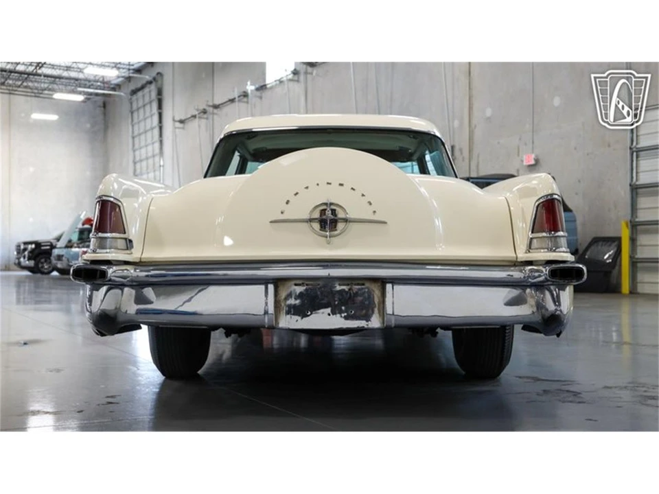 1956 Lincoln Continental - Image 4 of 31