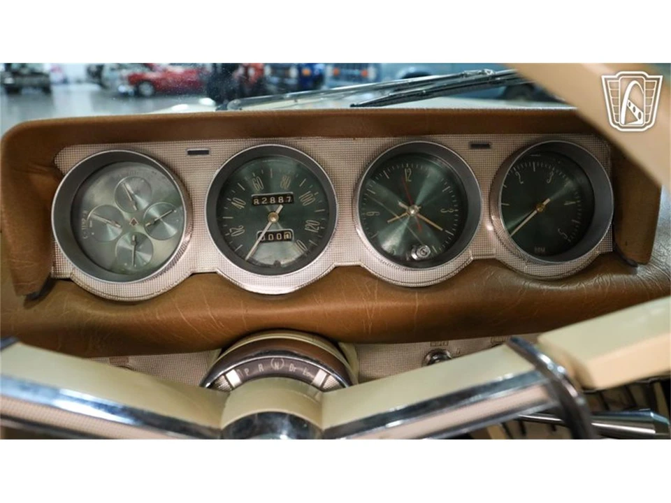 1956 Lincoln Continental - Image 14 of 31