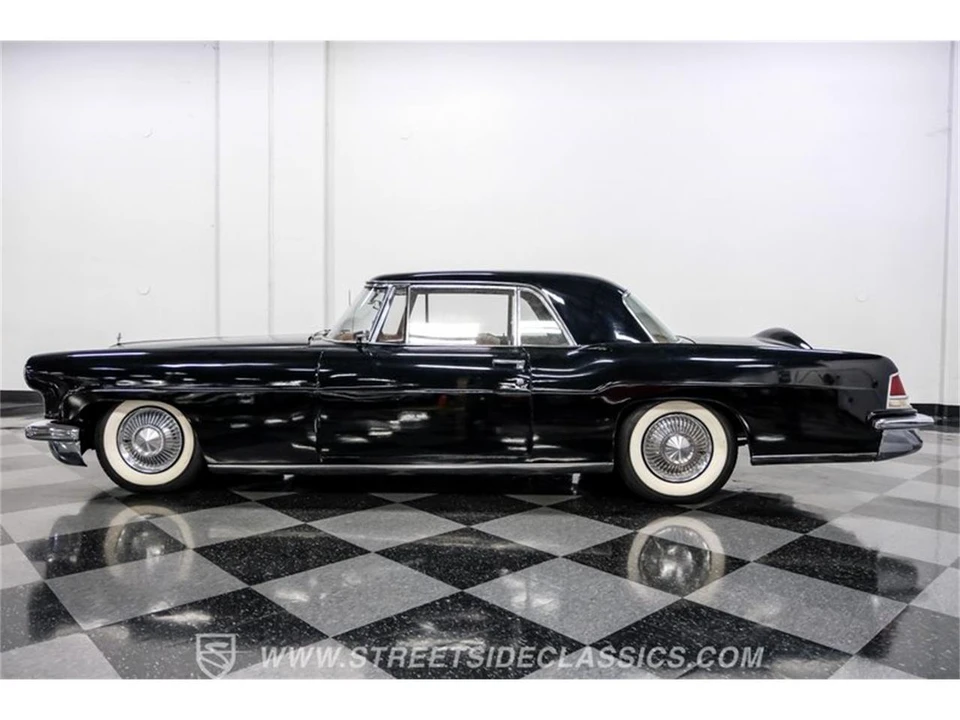 1956 Lincoln Continental - Image 2 of 31