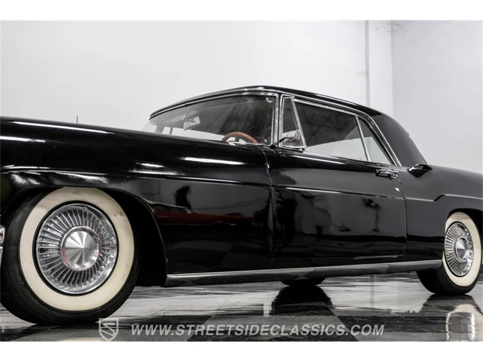 1956 Lincoln Continental - Image 20 of 31