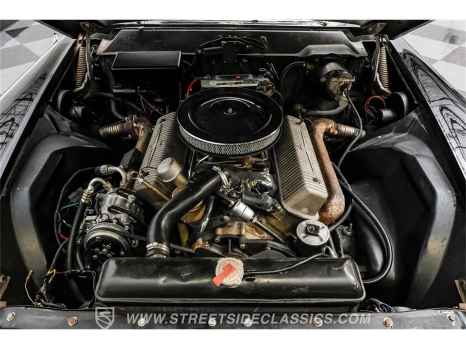 1956 Lincoln Continental - Image 3 of 31