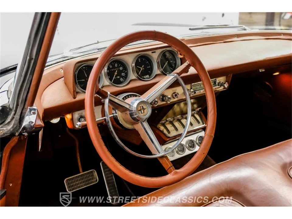 1956 Lincoln Continental - Image 4 of 31