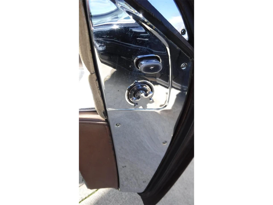 1956 Lincoln Continental Mark II - Image 25 of 31