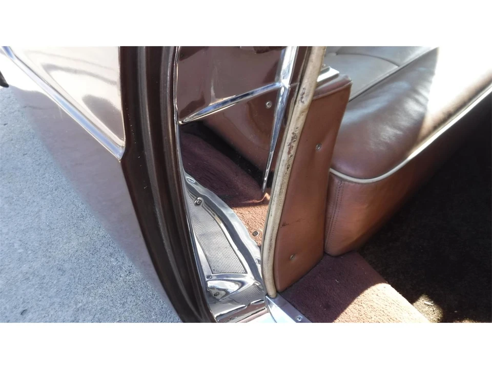 1956 Lincoln Continental Mark II - Image 28 of 31