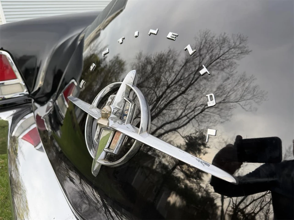 1956 Lincoln Continental Mark II - Image 9 of 31