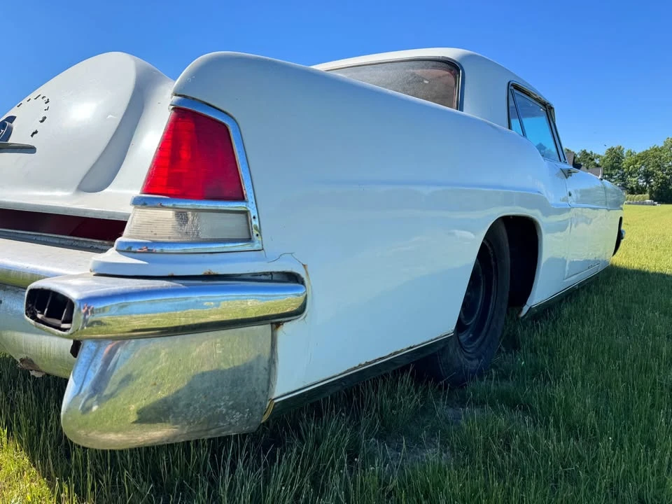 1956 Lincoln Continental Mark II - Image 11 of 20