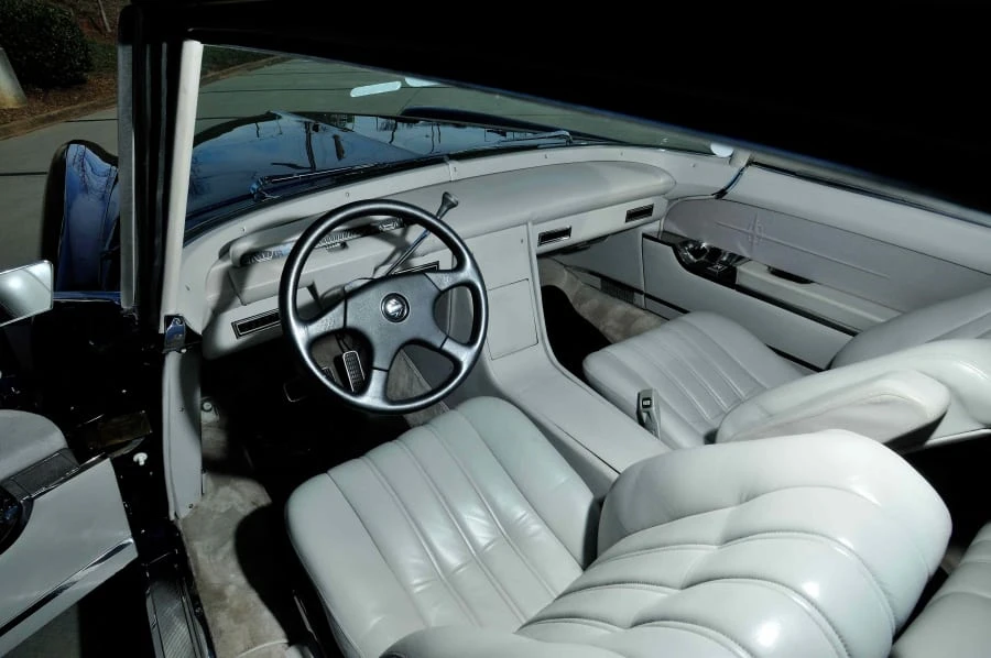 1956 Lincoln Continental Mark II - Image 4 of 12
