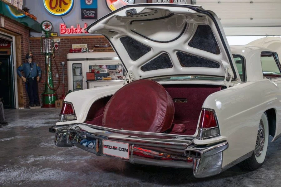 1956 Lincoln Continental Mark II - Image 4 of 6