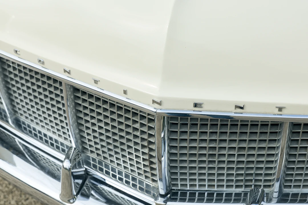 1956 Lincoln Continental Mark II - Image 17 of 31