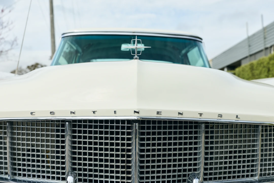 1956 Lincoln Continental Mark II - Image 18 of 31