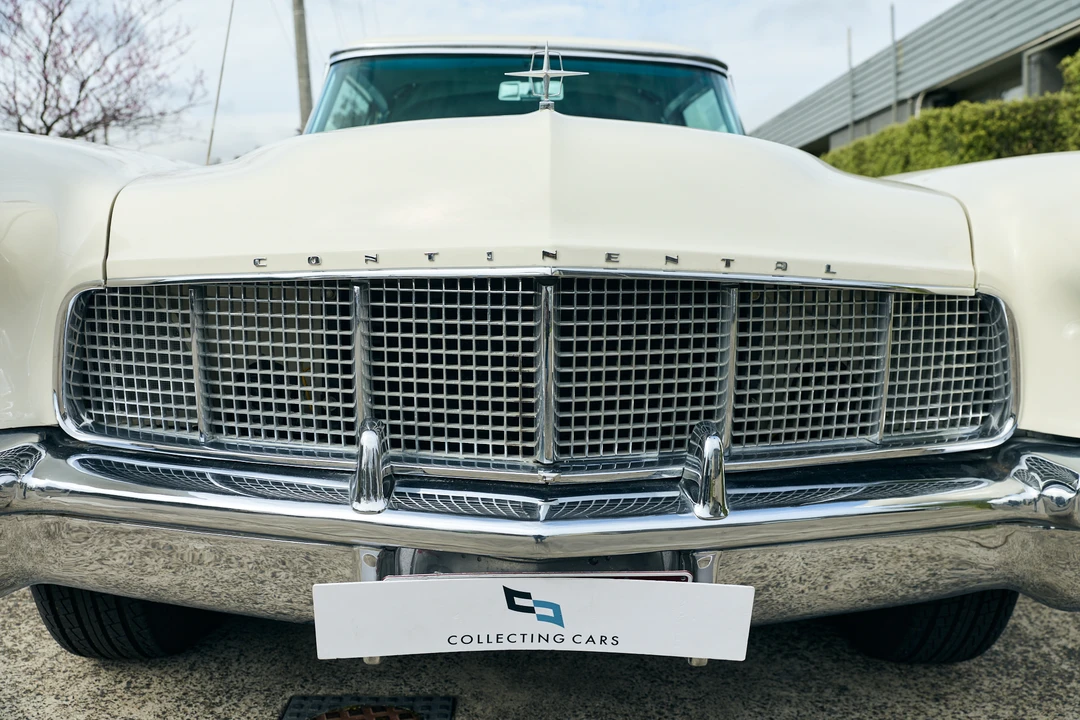 1956 Lincoln Continental Mark II - Image 19 of 31