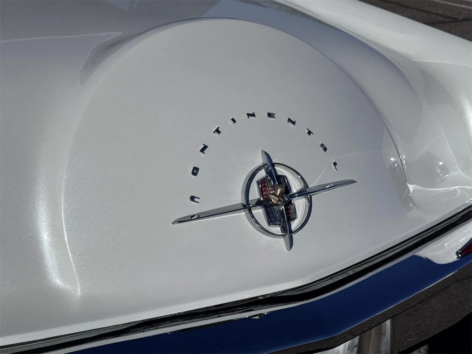 1956 Lincoln Continental Mark II - Image 28 of 31