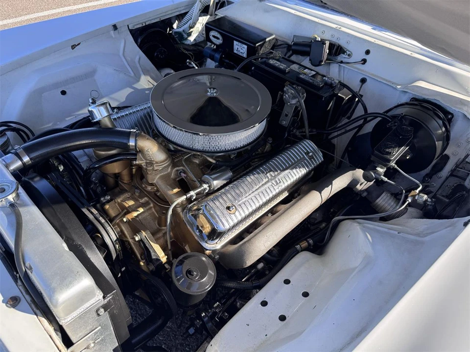 1956 Lincoln Continental Mark II - Image 4 of 31