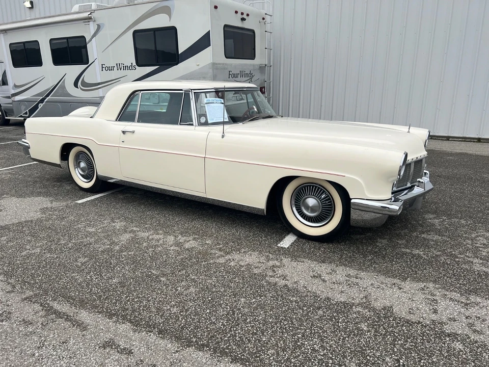 1956 Lincoln Continental Mark II - Image 19 of 23