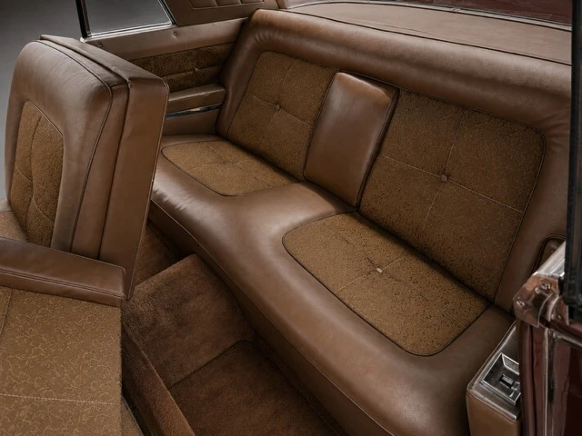 1956 Lincoln Continental - Image 14 of 19
