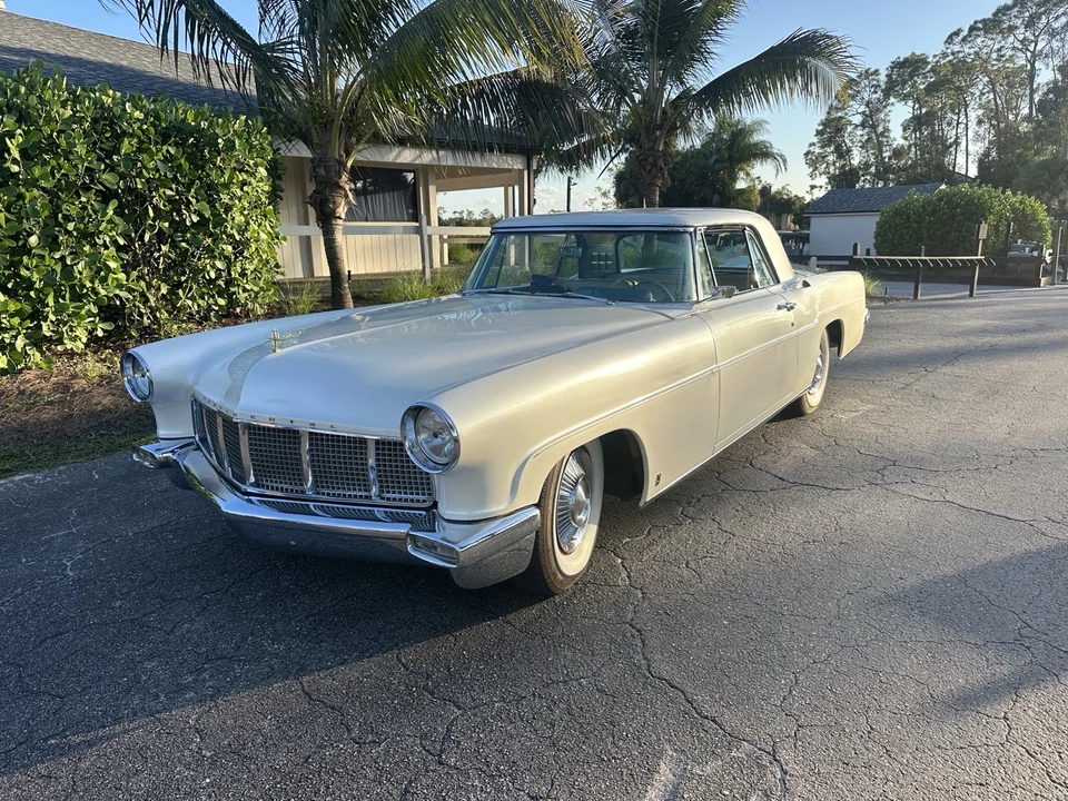 1956 Lincoln Continental Mark II - Image 9 of 21