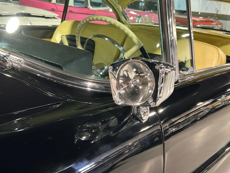 1956 Lincoln Premiere - Image 7 of 31