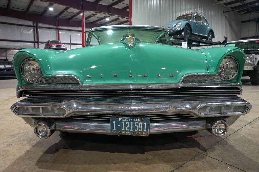 1956 Lincoln Premiere - Image 13 of 21