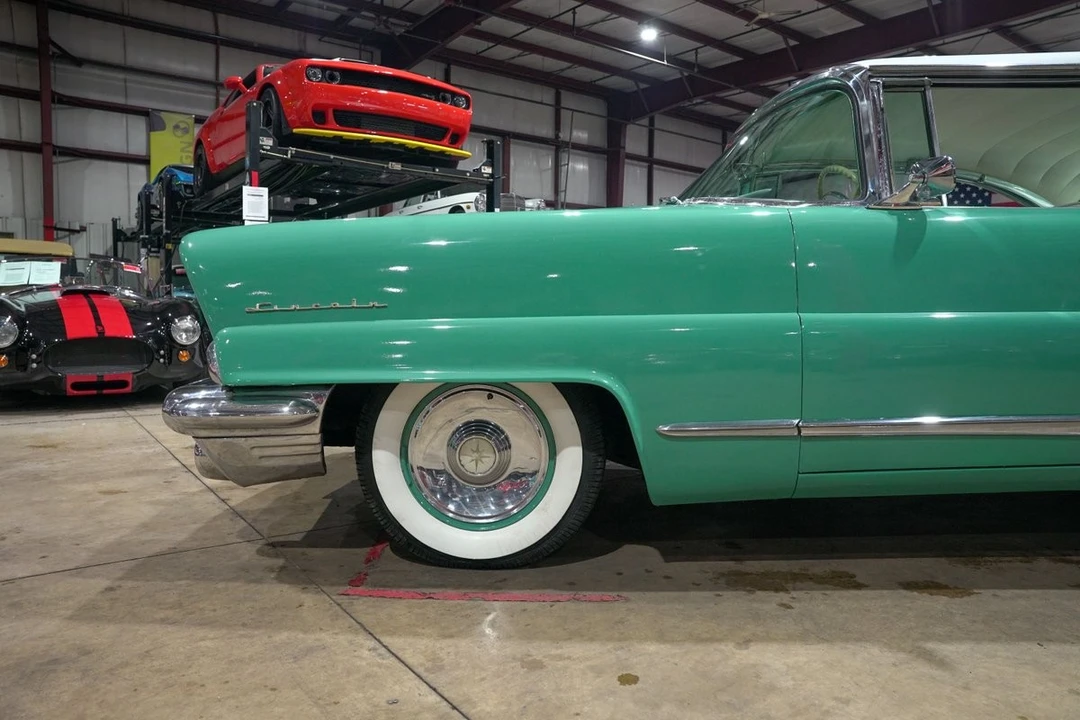 1956 Lincoln Premiere - Image 3 of 12