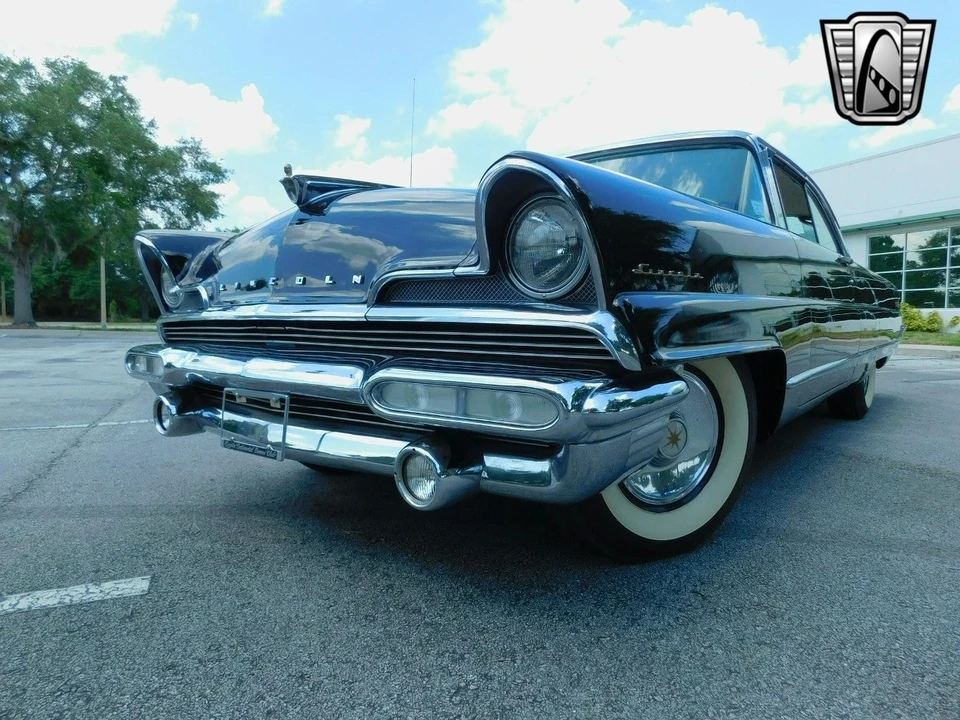 1956 Lincoln Premiere - Image 11 of 12