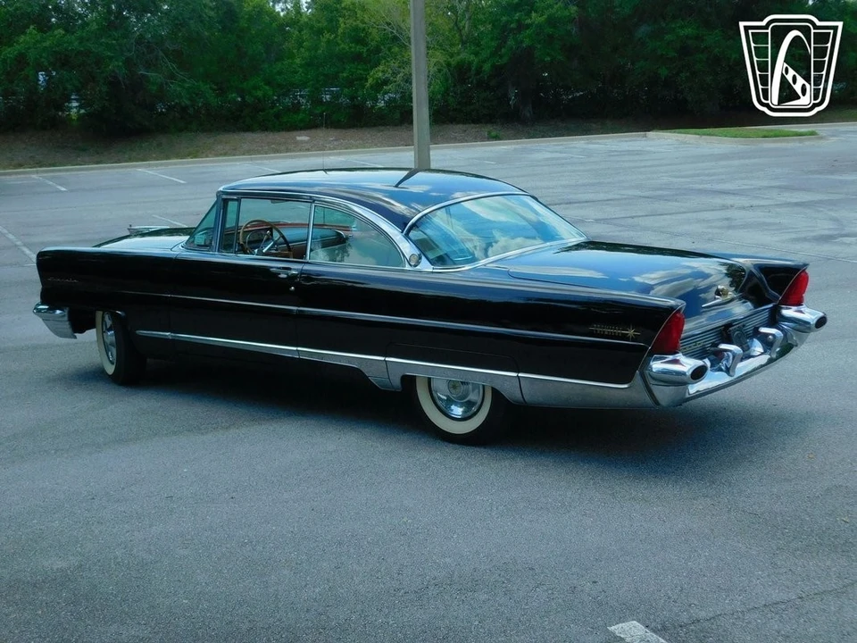 1956 Lincoln Premiere - Image 9 of 12