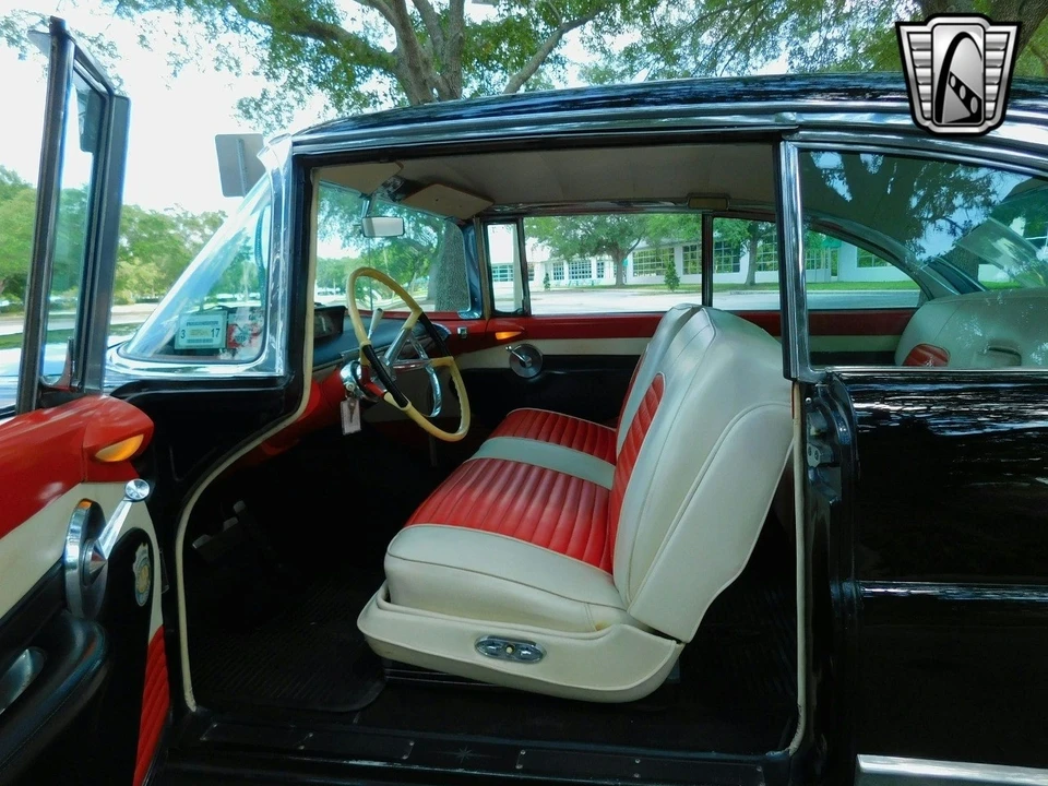 1956 Lincoln Premiere - Image 21 of 21
