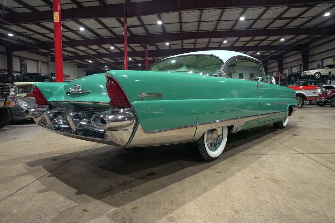 1956 Lincoln Premiere - Image 8 of 21