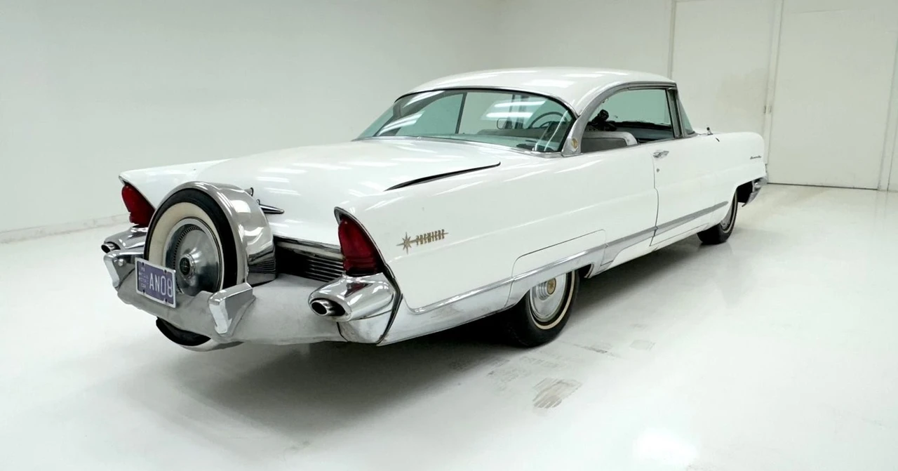 1956 Lincoln Premiere - Image 5 of 31