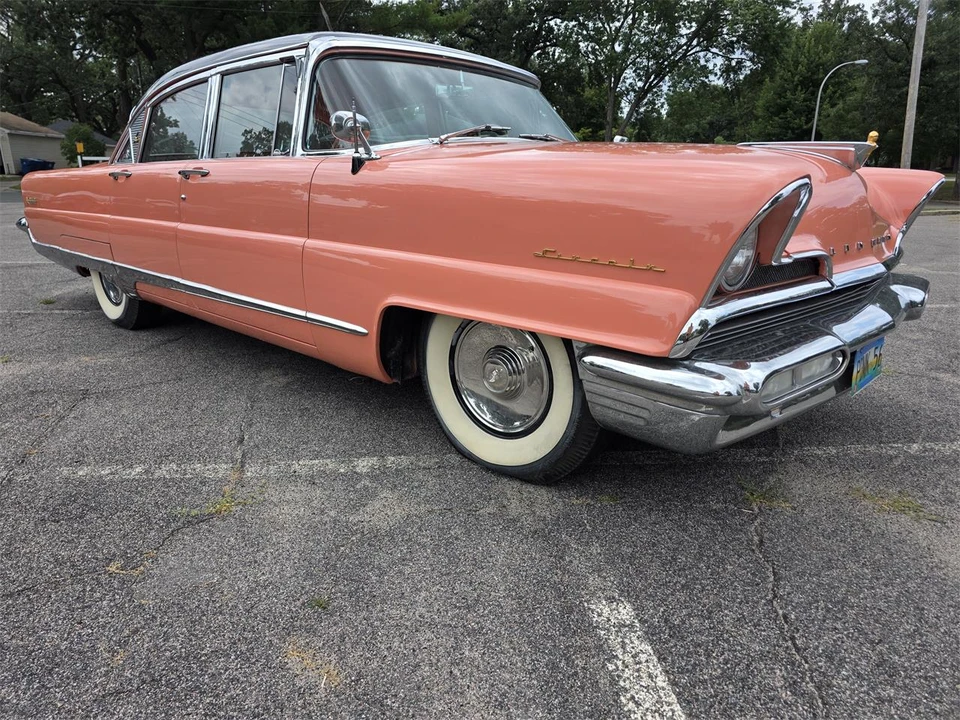 1956 Lincoln Premiere - Image 7 of 31