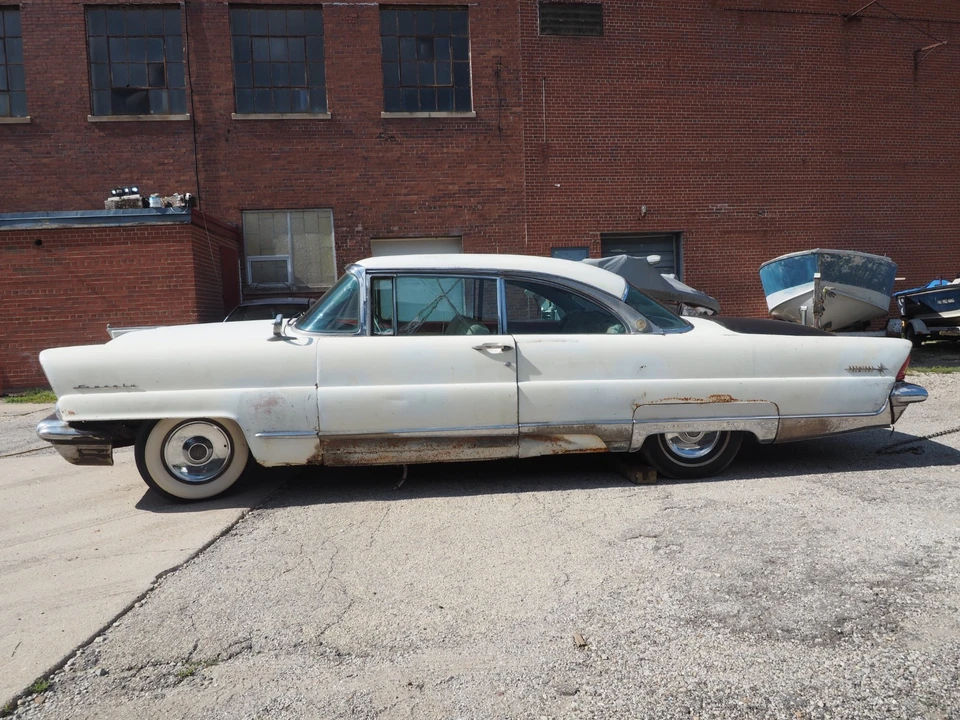 1956 Lincoln Premiere - Image 3 of 20