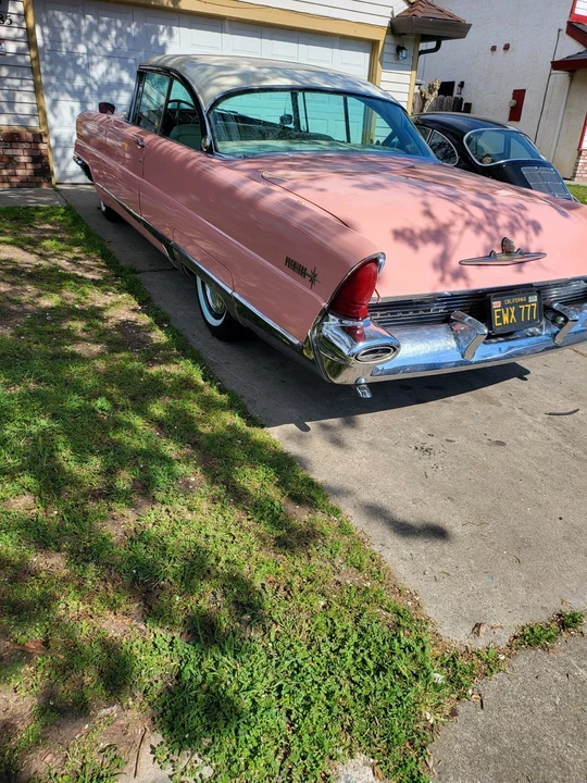 1956 Lincoln Premiere - Image 4 of 21