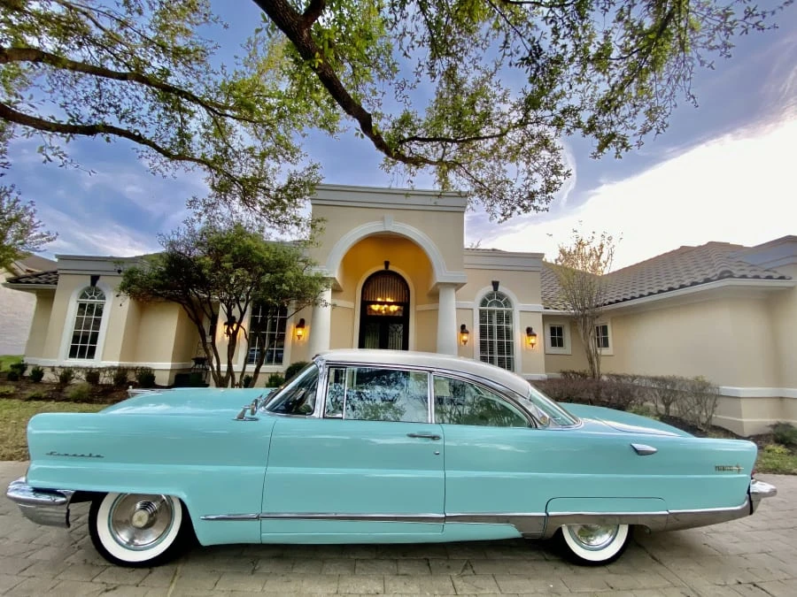 1956 Lincoln Premiere - Image 2 of 10