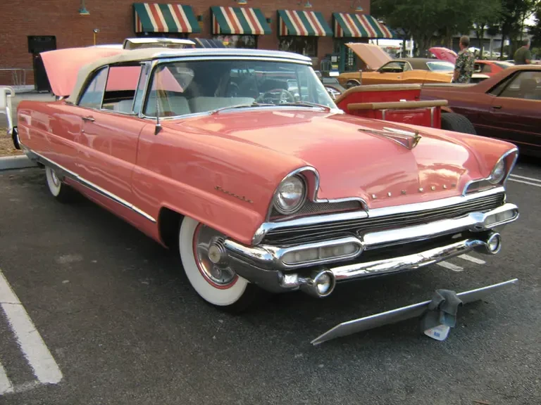1956 Lincoln Premiere - Image 2 of 2