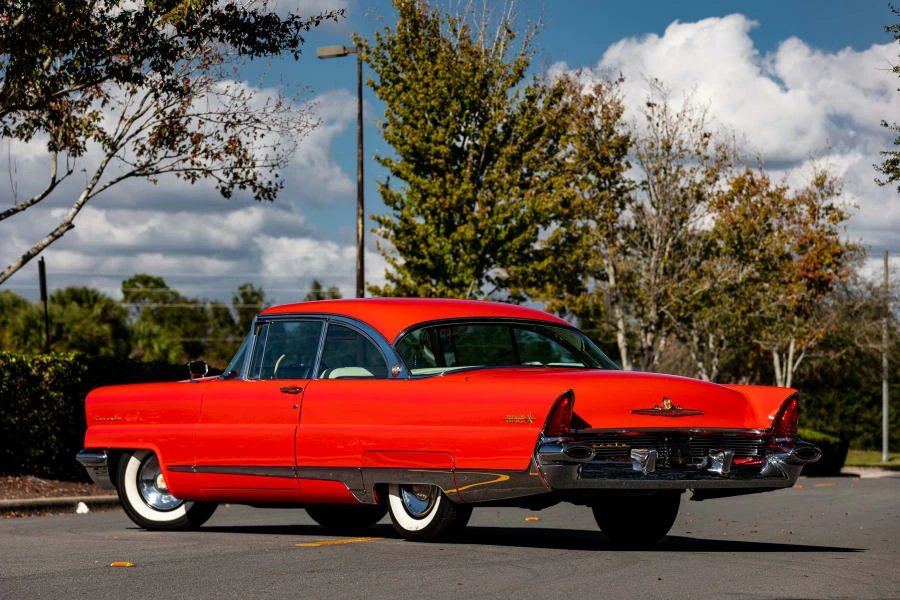 1956 Lincoln Premiere - Image 3 of 30